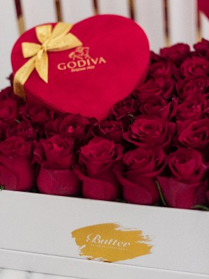 Red & White GODIVA X BUTTER Flowers